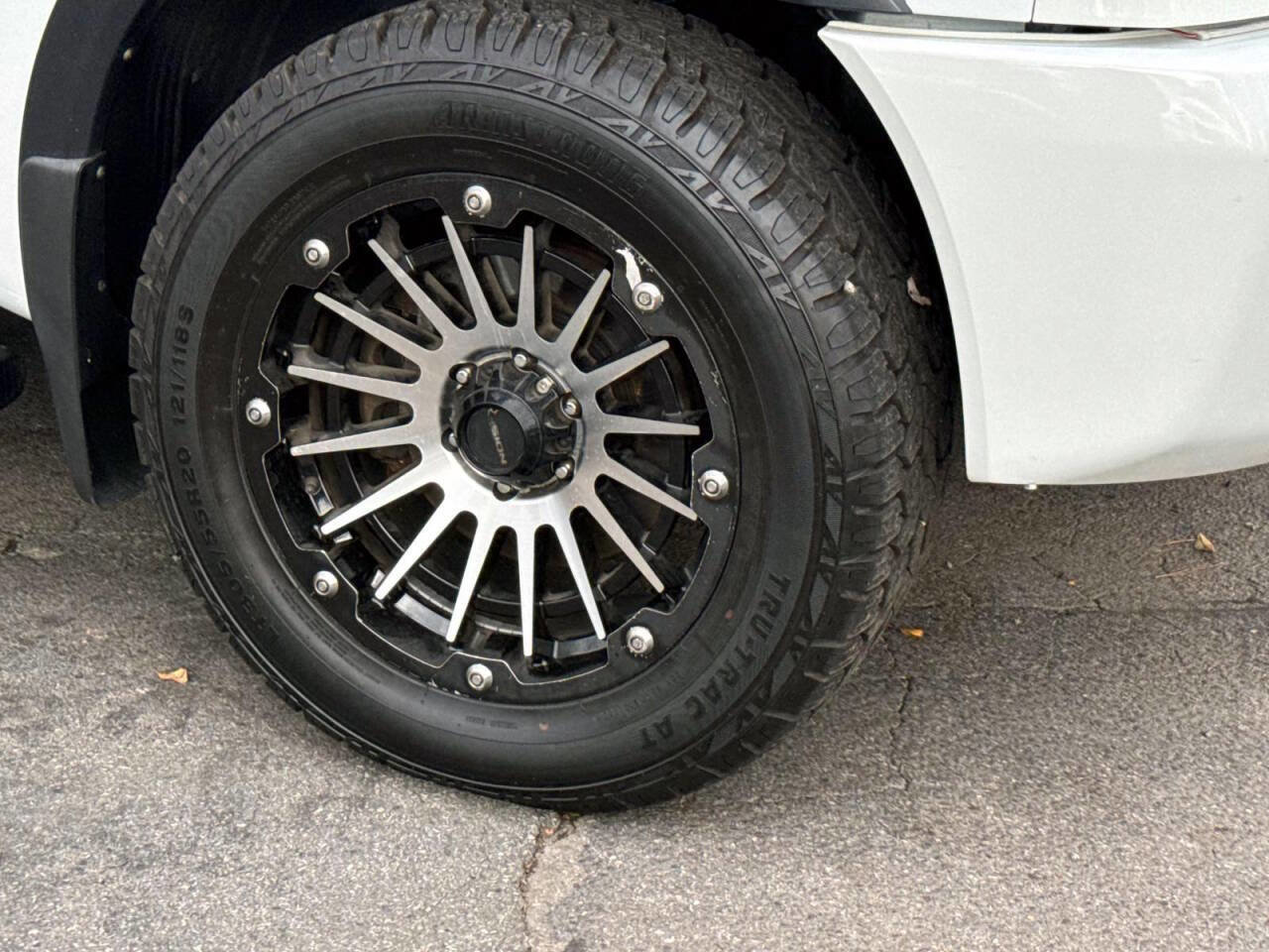 Used 2015 Nissan Titan PRO-4X image 7