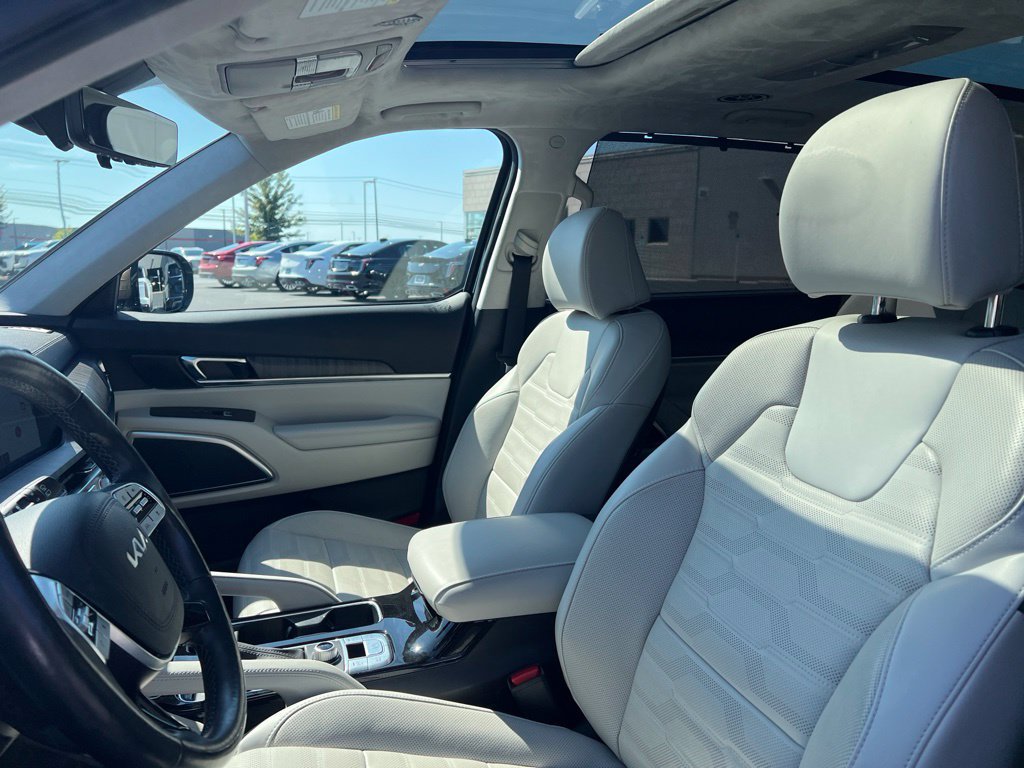 Used 2024 Kia Telluride SX Prestige AWD/4WD image 30