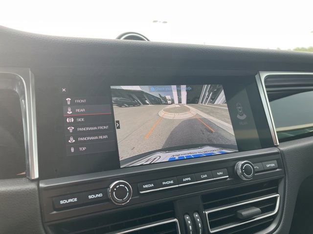 Used 2021 Porsche Macan S image 23