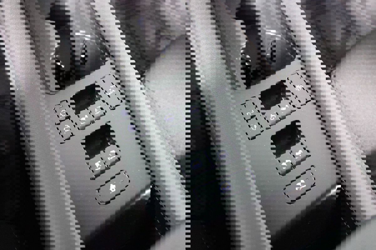 Used 2024 Hyundai Ioniq 6 SE image 18