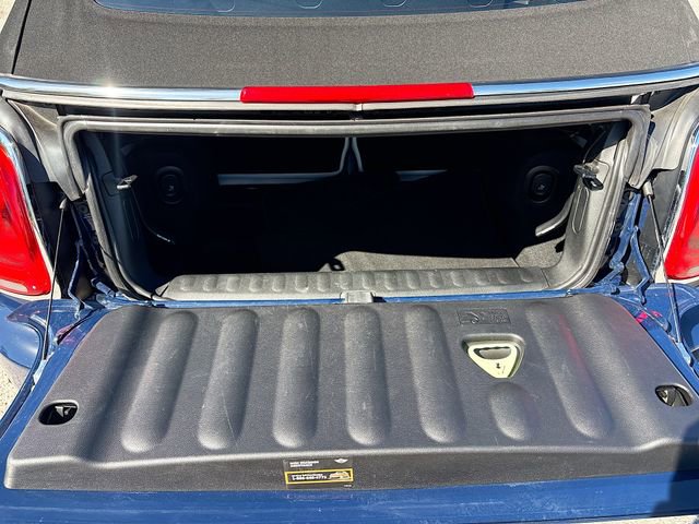 Used 2017 MINI Cooper S image 12