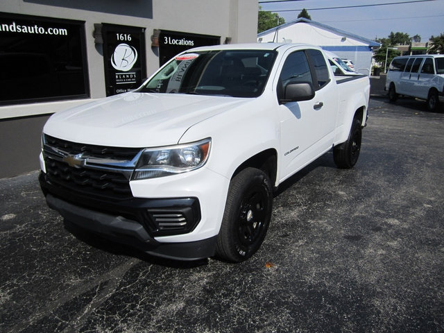 Used 2021 Chevrolet Colorado W/T w/ WT Convenience Package RWD image 2