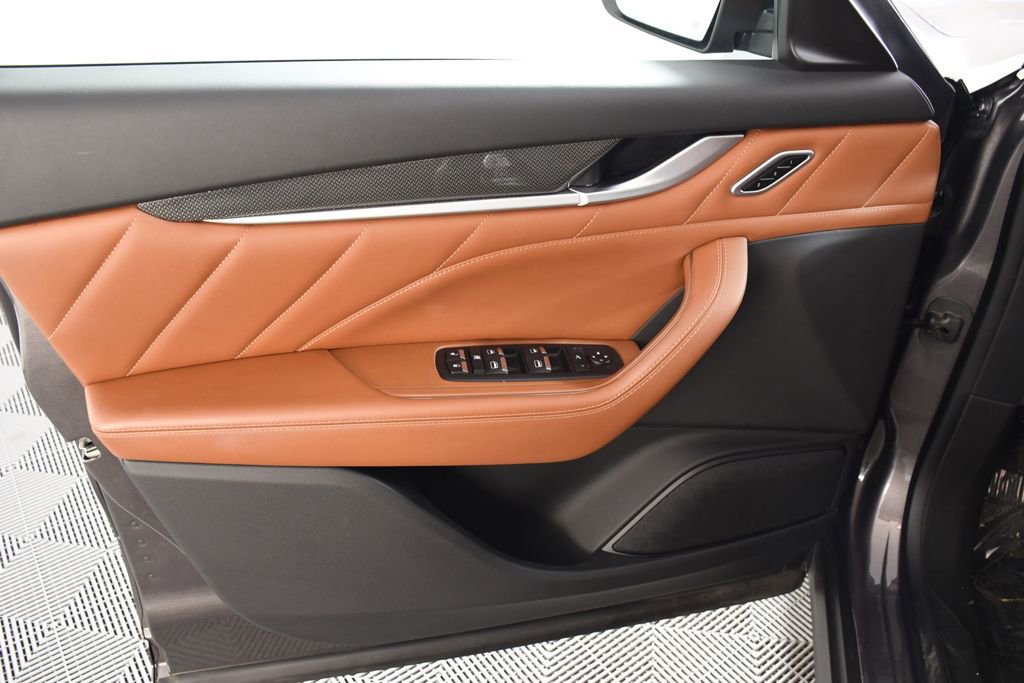 Used 2021 Maserati Levante S image 14