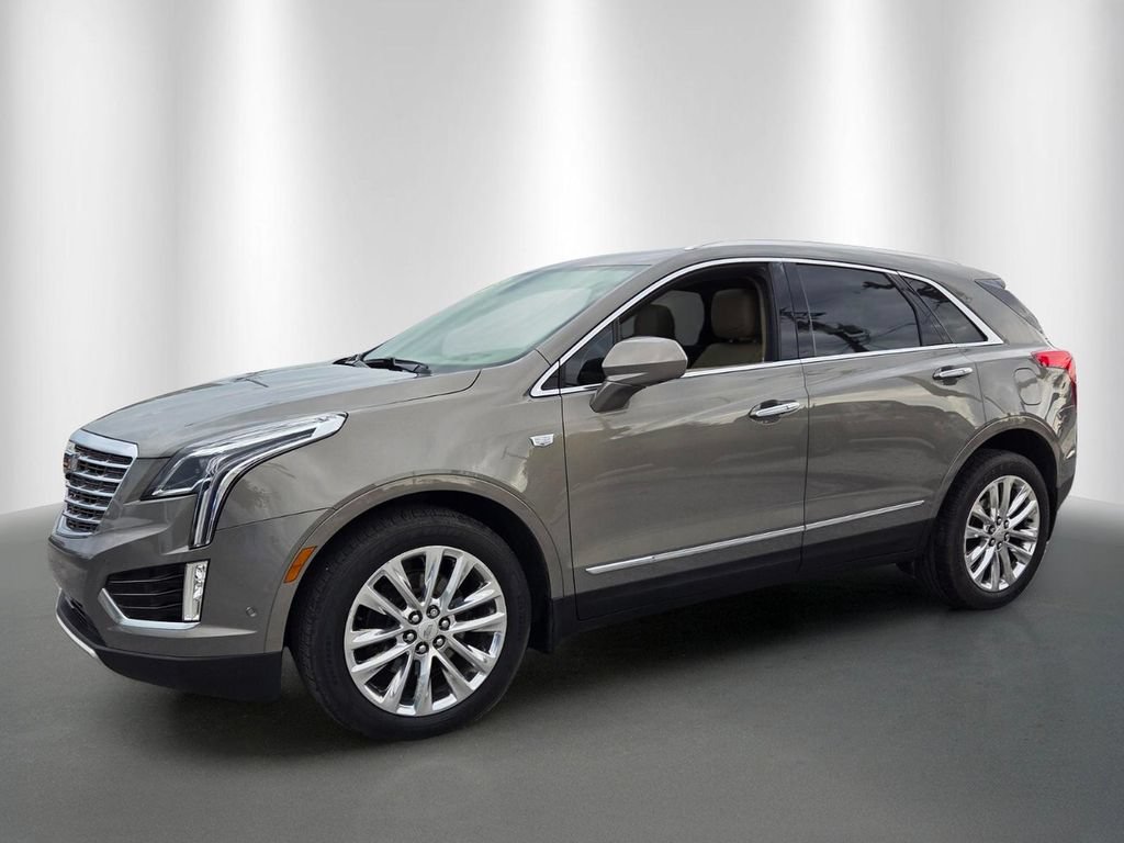 Used 2018 Cadillac XT5 Platinum w/ Driver Assist Package AWD/4WD image 2