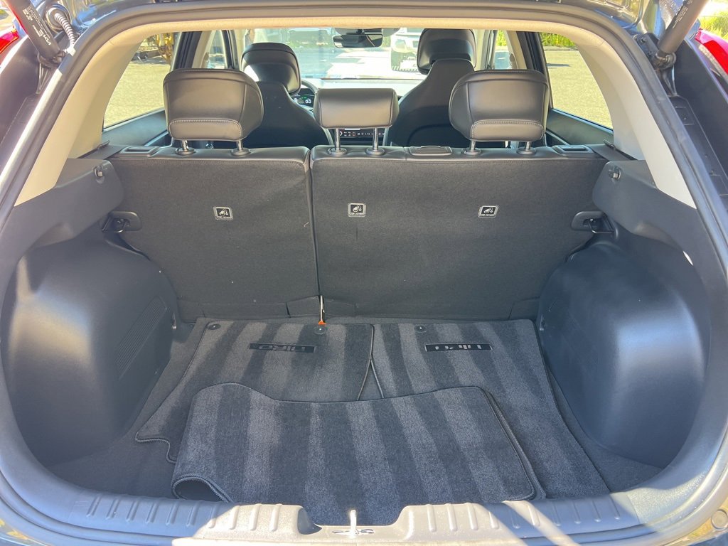 Certified 2023 Kia Niro SX Touring image 27
