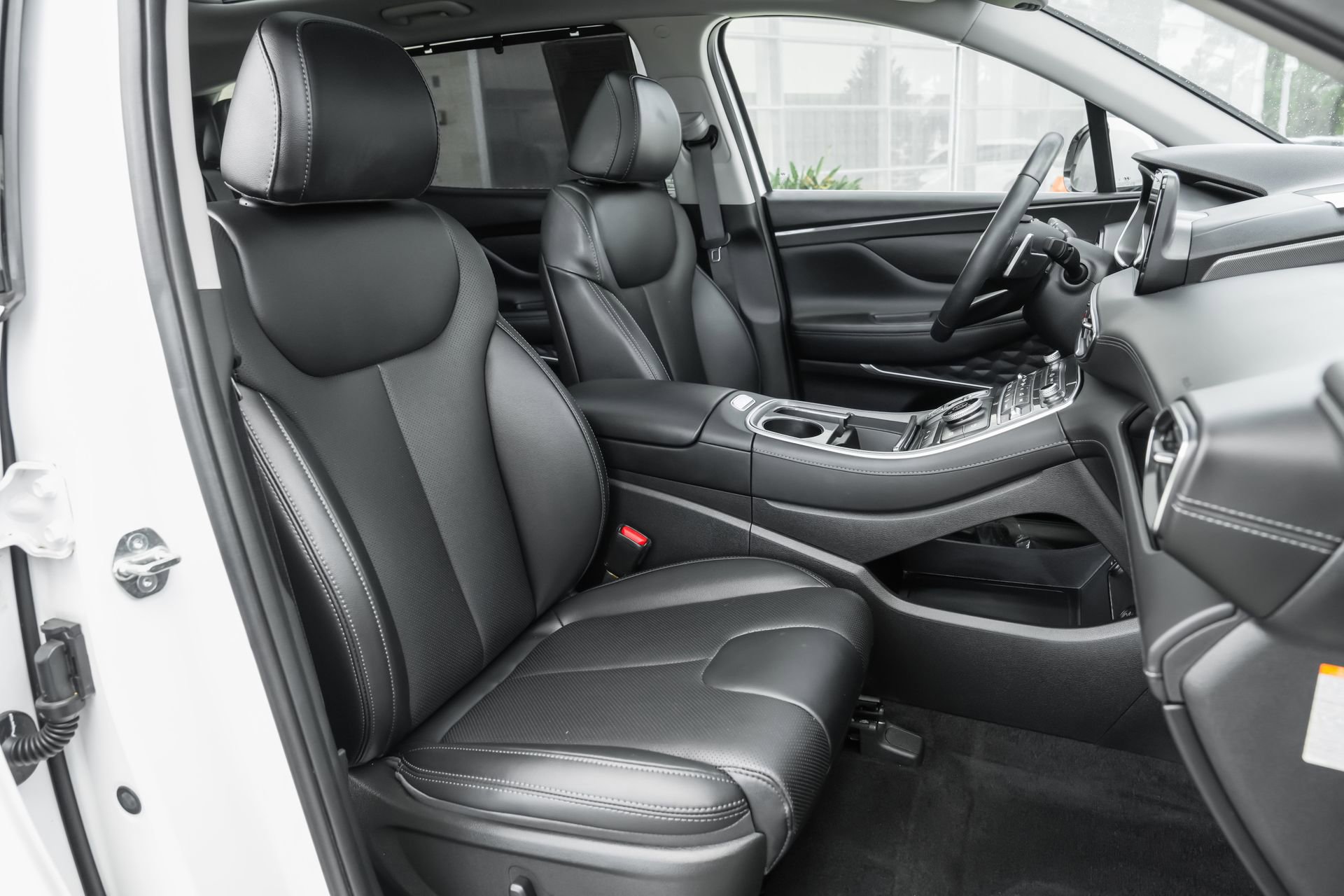 Used 2023 Hyundai Santa Fe SEL Premium w/ Cargo Package image 41