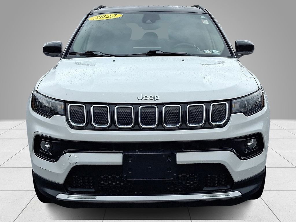 Used 2022 Jeep Compass Limited image 3