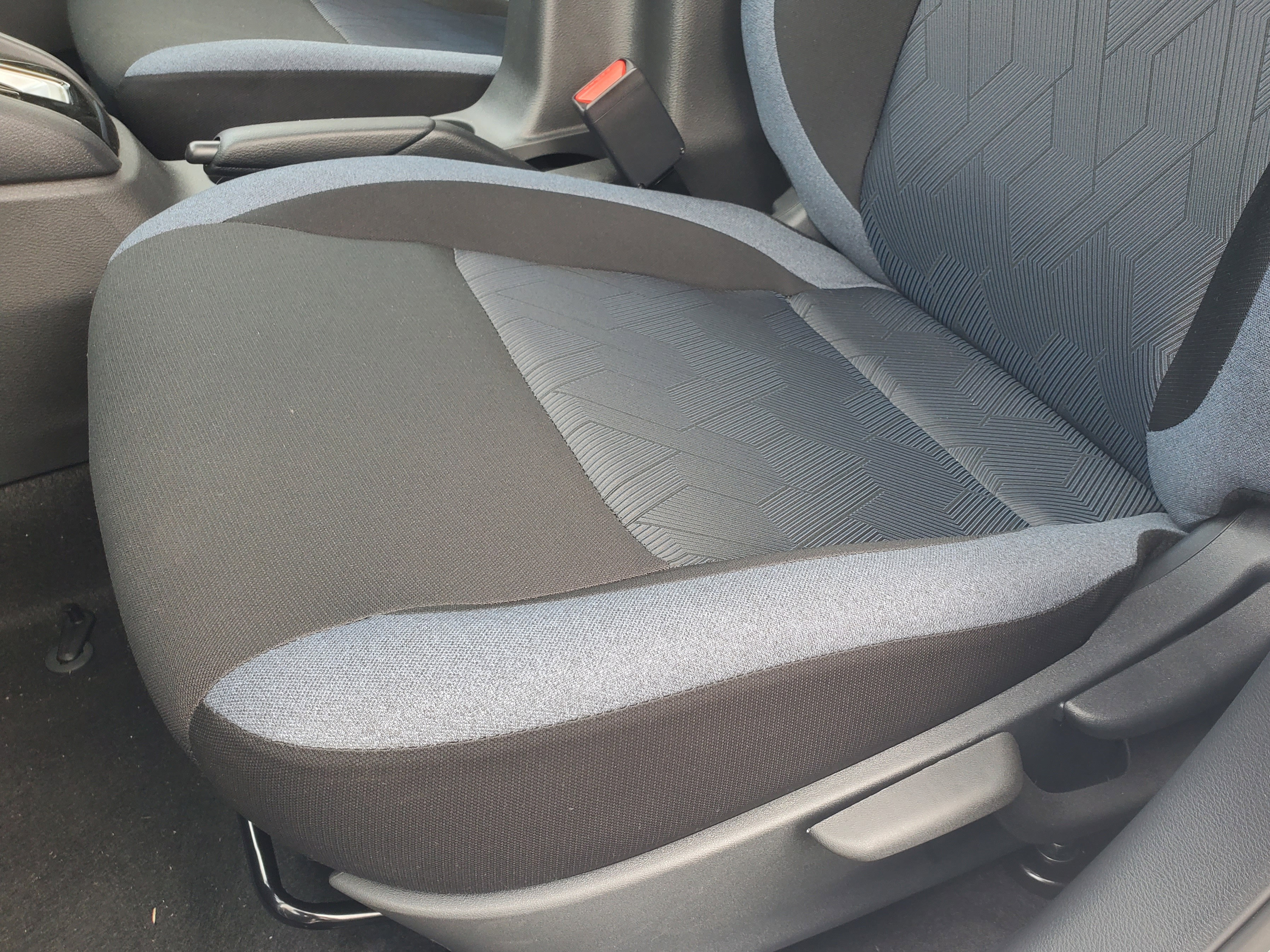 New 2025 Nissan Versa SV w/ Trunk Package image 26