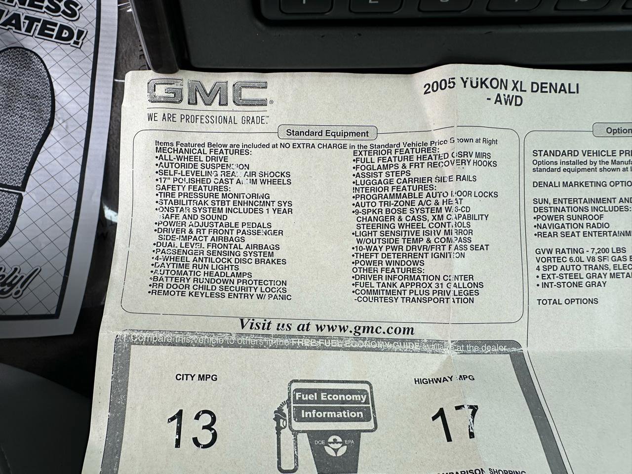 Used 2005 GMC Yukon XL Denali AWD/4WD image 46