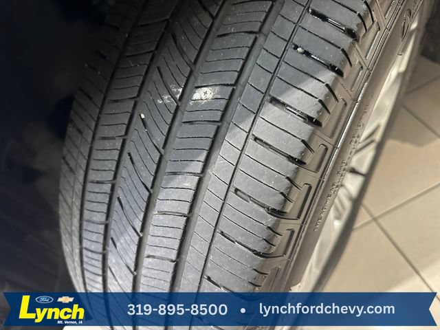 Certified 2024 Ford Explorer XLT w/ Equipment Group 202A AWD/4WD image 34