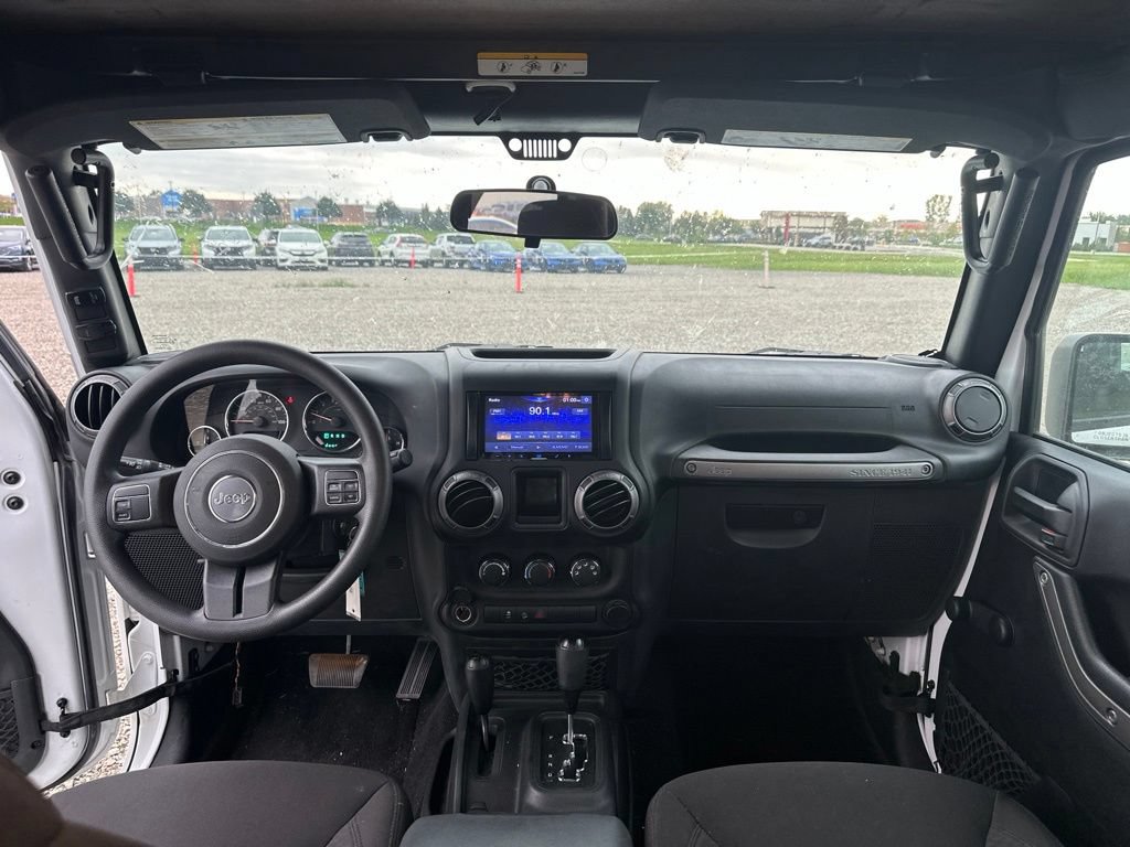 Used 2018 Jeep Wrangler Sport AWD/4WD image 18