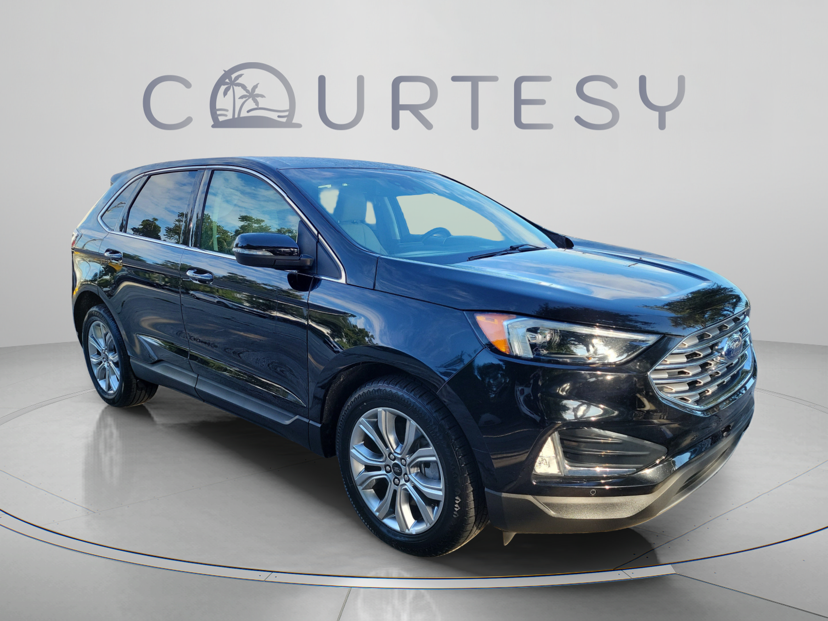 Used 2024 Ford Edge Titanium AWD/4WD image 5