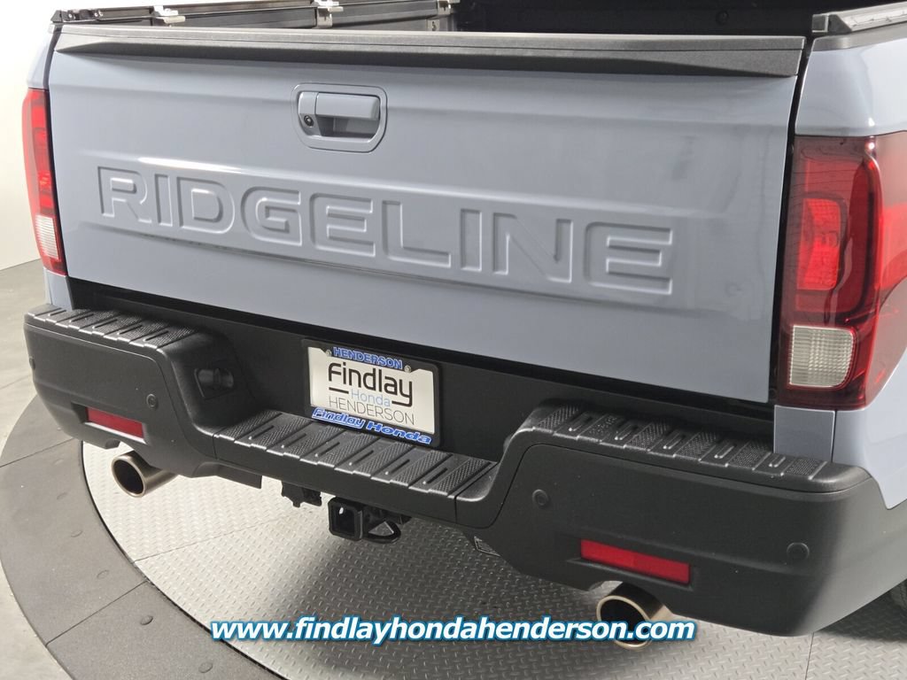 Certified 2024 Honda Ridgeline Black Edition image 5