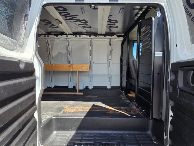 Certified 2020 GMC Savana 2500 Extended w/ Driver Convenience Package RWD image 19