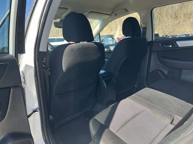 Used 2017 Subaru Outback 2.5i Premium image 16