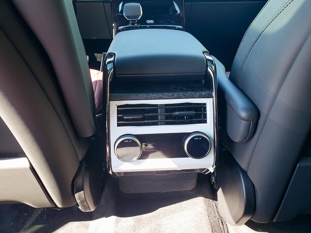 New 2025 Land Rover Range Rover Sport Dynamic SE image 20
