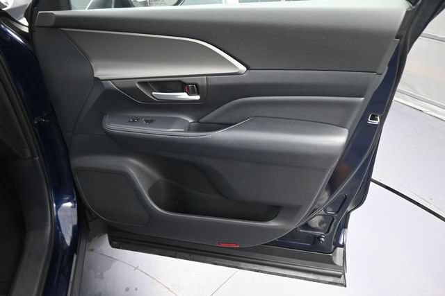 Used 2025 Toyota Grand Highlander AWD image 13