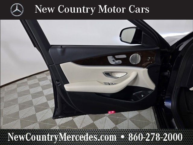 Used 2022 Mercedes-Benz E 450 4MATIC Sedan image 20