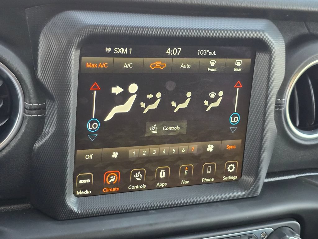 Used 2020 Jeep Gladiator Overland AWD/4WD image 43