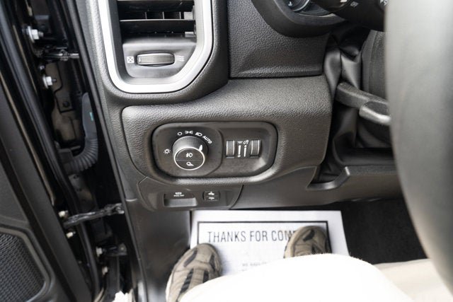 Used 2025 RAM 1500 Big Horn AWD/4WD image 25