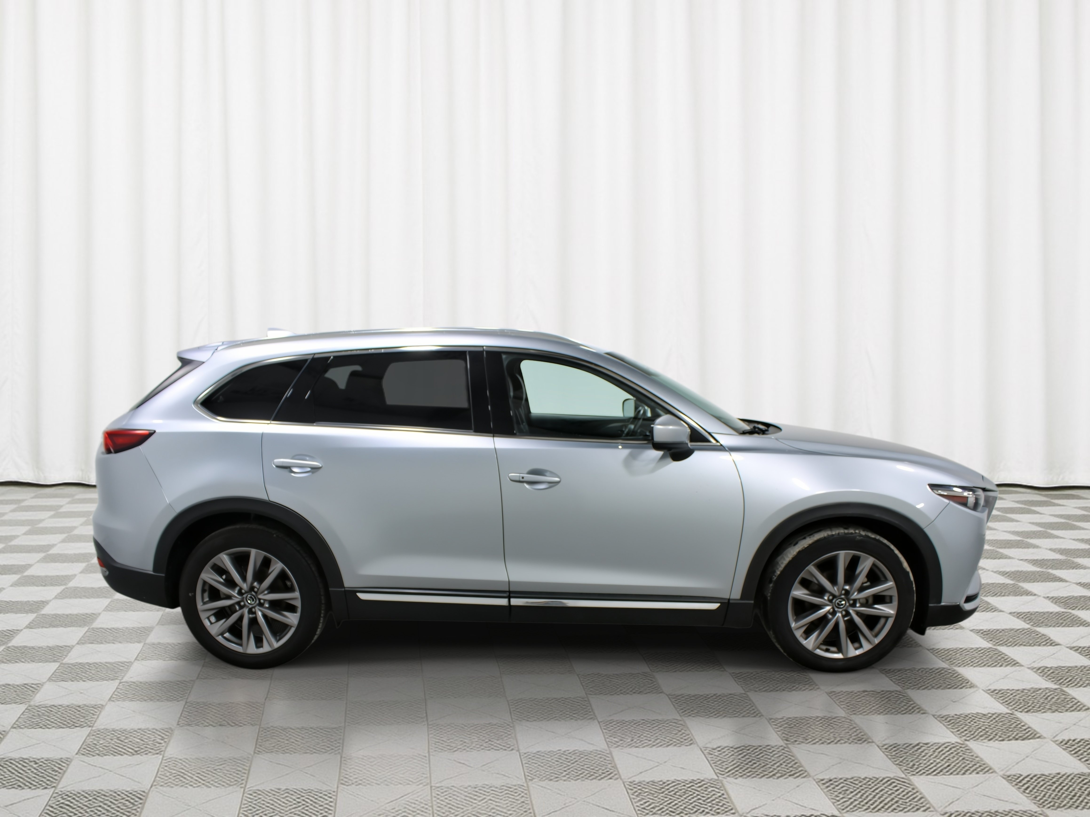 Used 2023 MAZDA CX-9 Grand Touring AWD/4WD image 2