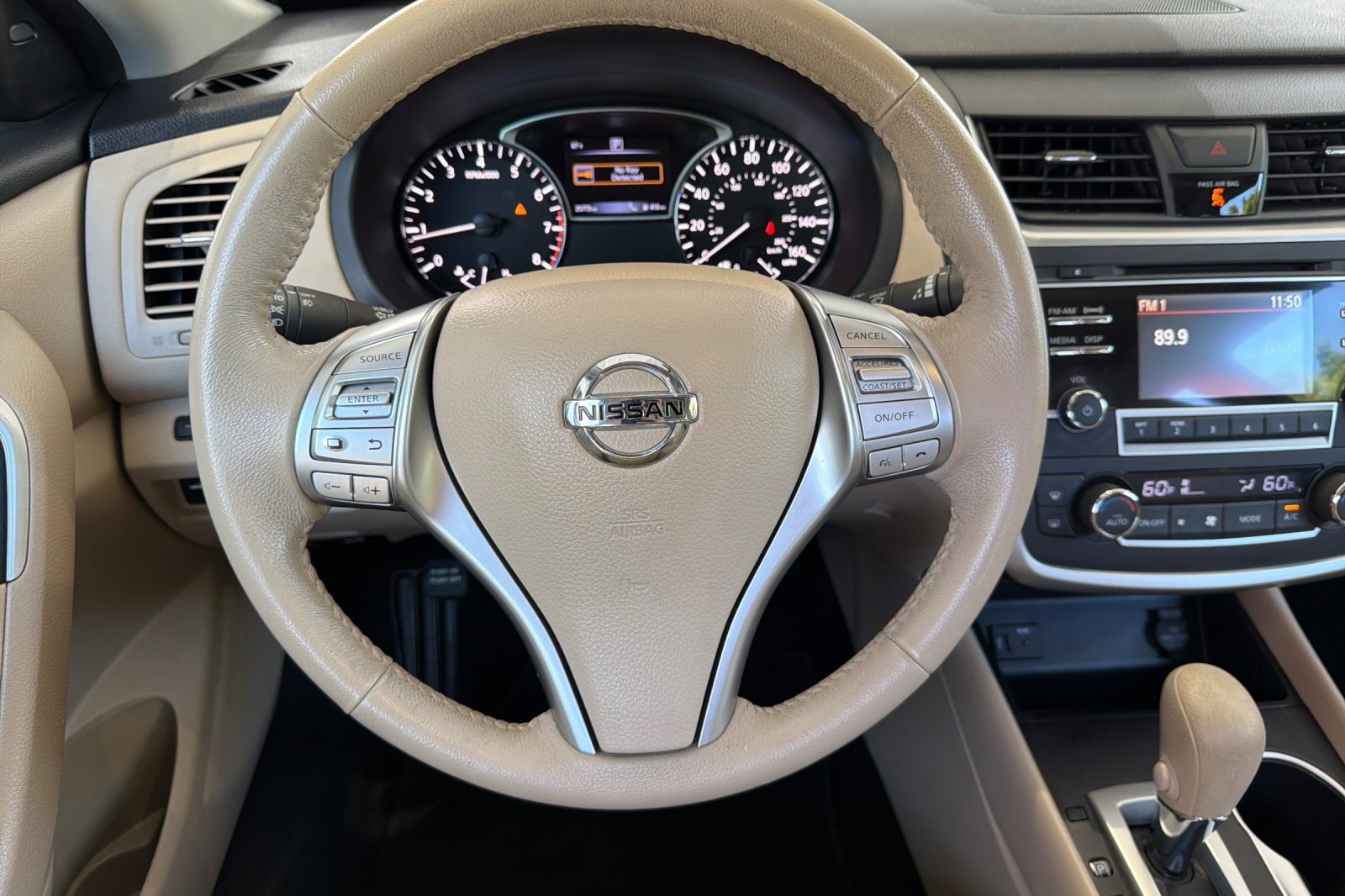 Used 2016 Nissan Altima 2.5 SV w/ Convenience Package FWD image 18