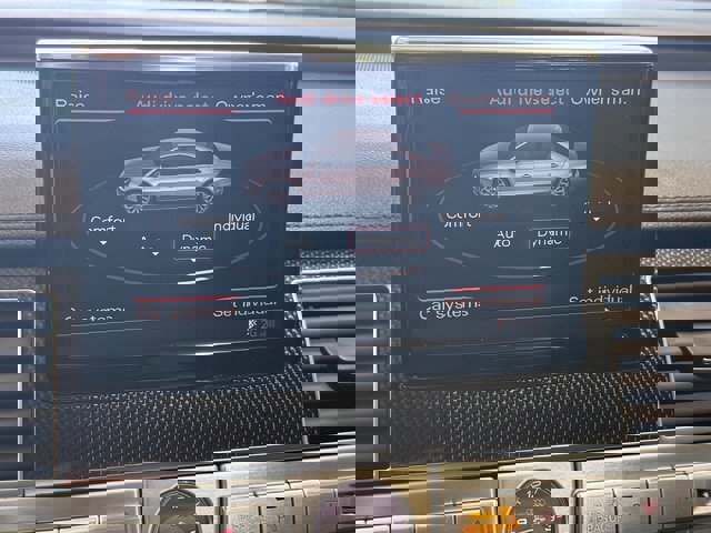 Used 2016 Audi S8 AWD/4WD image 25