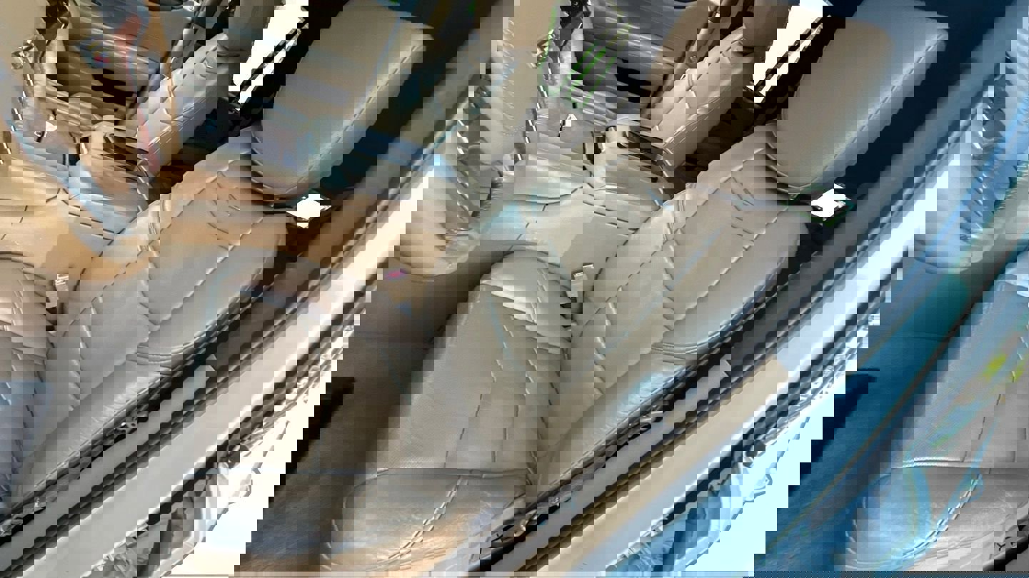 Used 2017 Cadillac Escalade Platinum RWD image 10