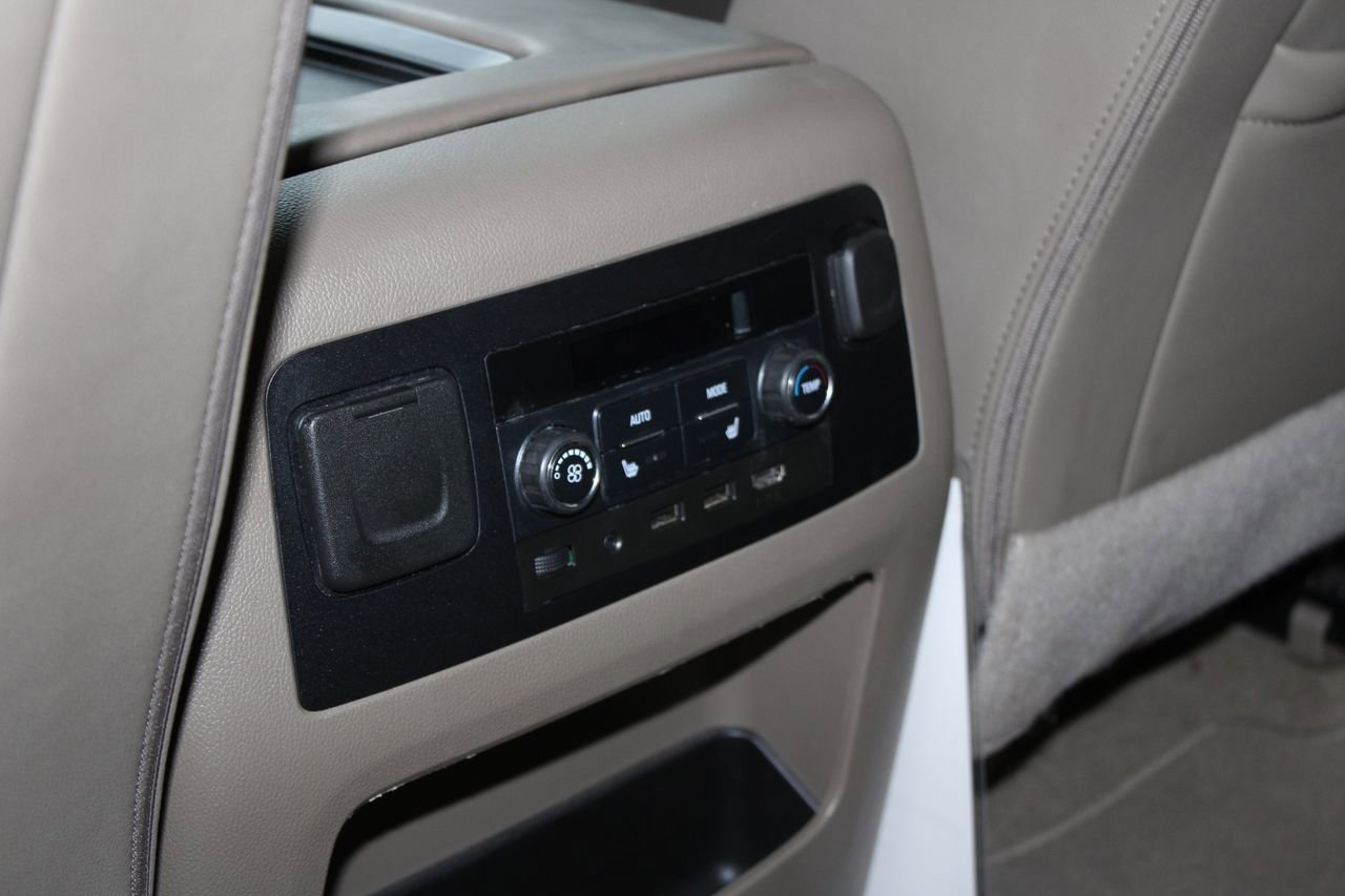 Used 2019 GMC Yukon SLT w/ Premium Edition image 22