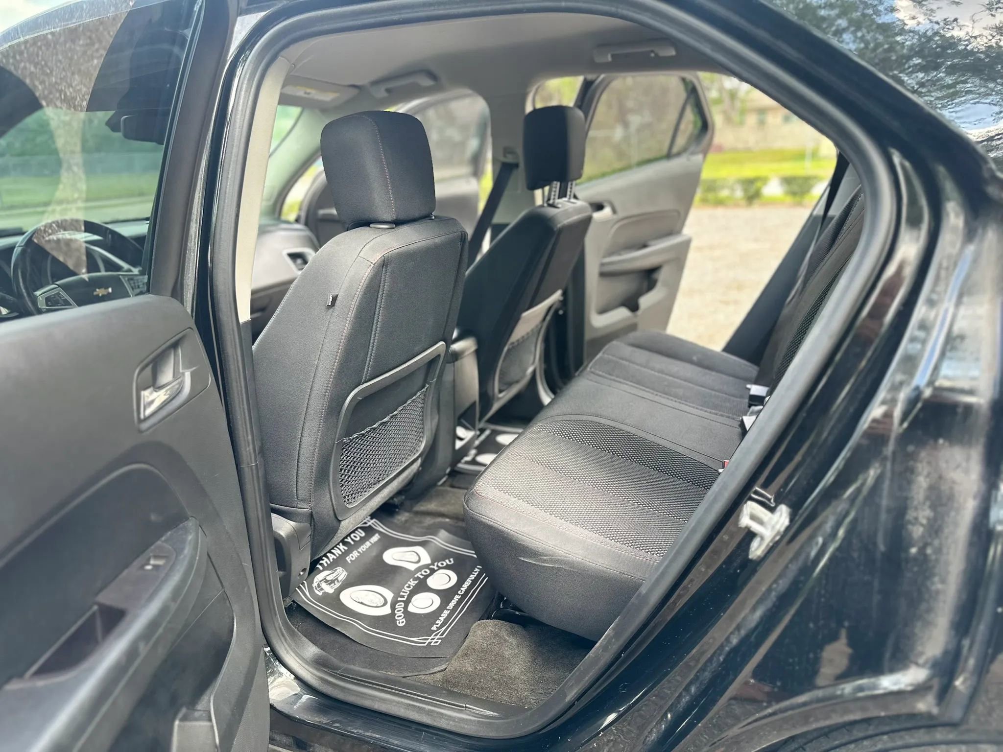 Used 2017 Chevrolet Equinox LT w/ Convenience Package FWD image 4