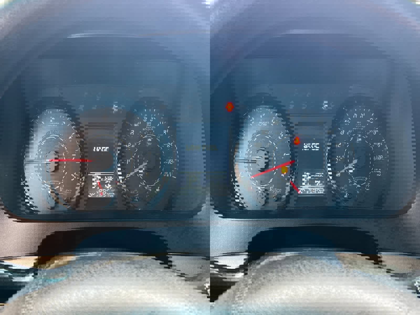 Used 2017 Toyota Sienna LE image 24