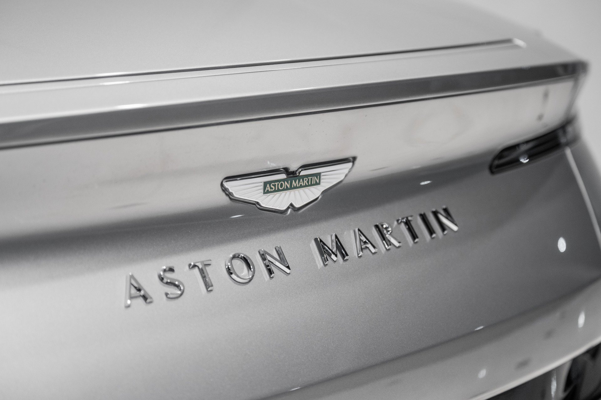 New 2026 Aston Martin DB12 Volante image 8