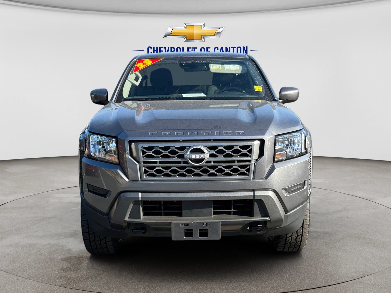 Used 2023 Nissan Frontier SV AWD/4WD image 2
