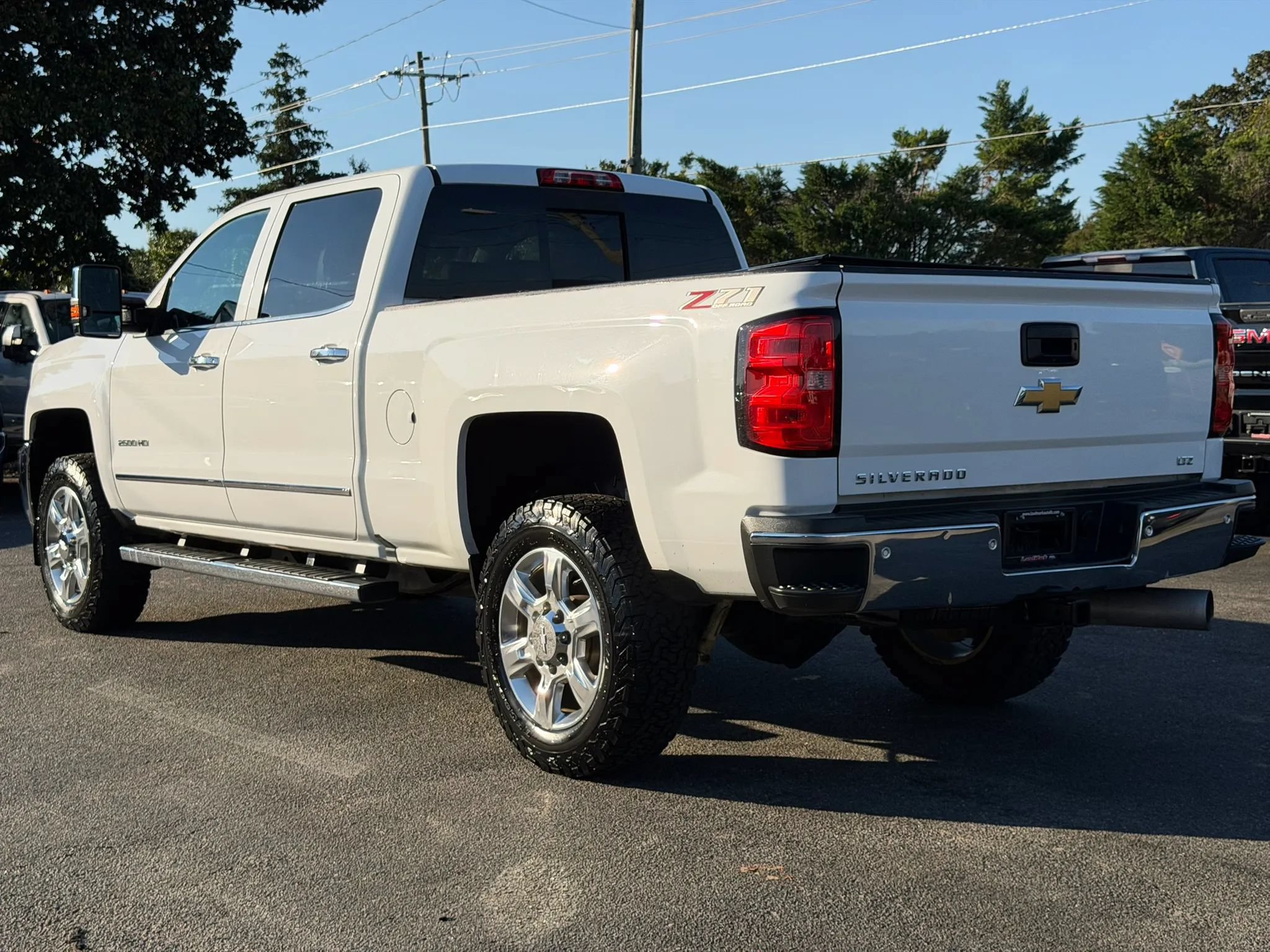 Used 2019 Chevrolet Silverado 2500 LTZ w/ Duramax Plus Package AWD/4WD image 7