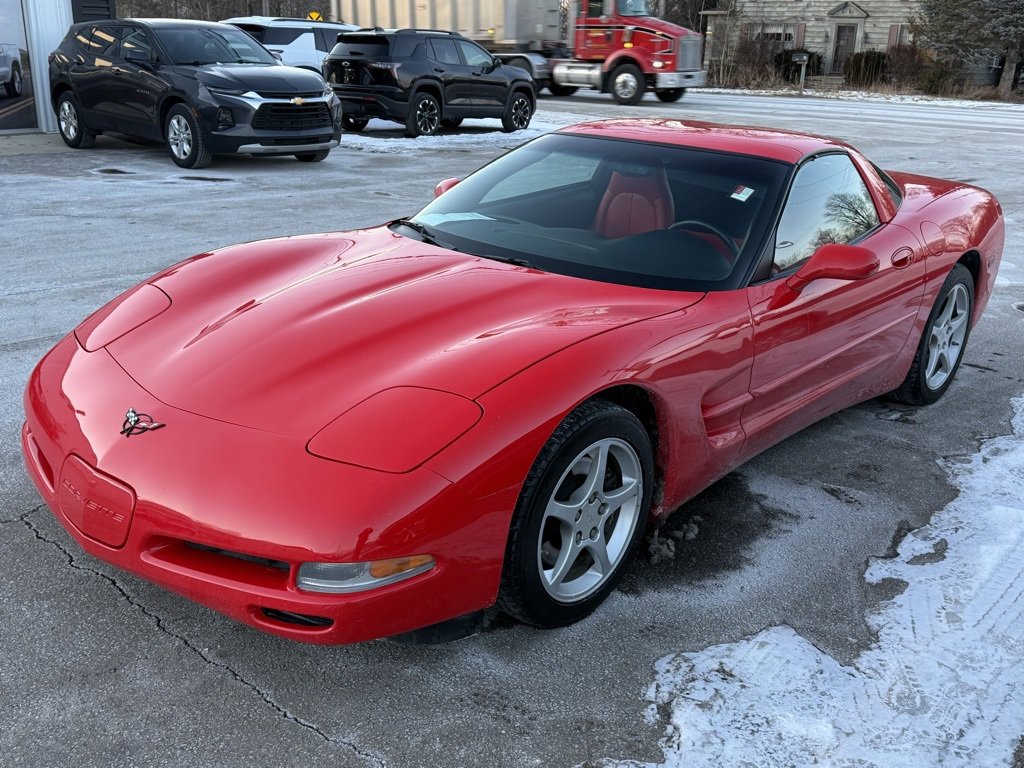 Used 2000 Chevrolet Corvette Coupe image 17