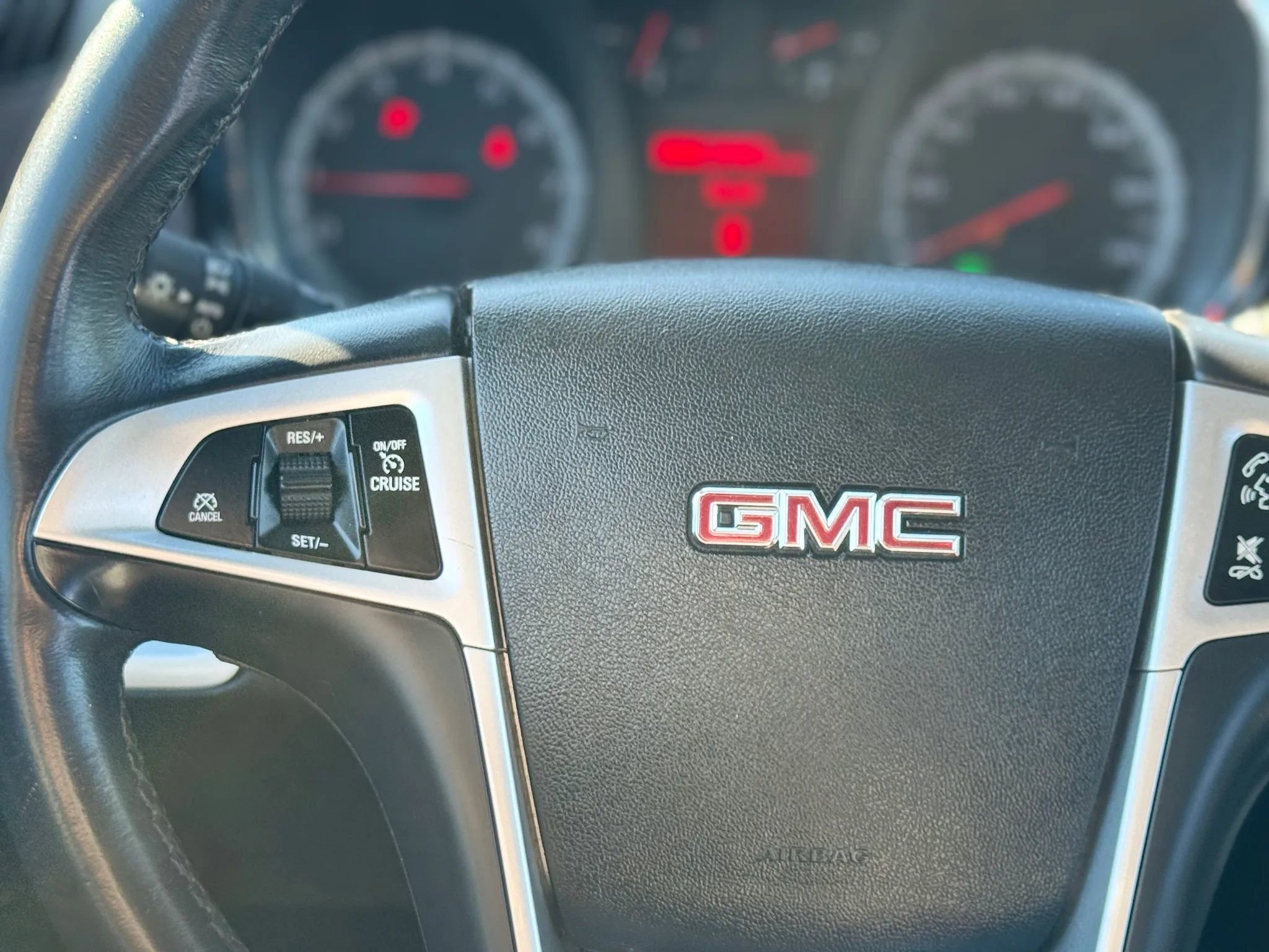 Used 2015 GMC Terrain SLT image 18