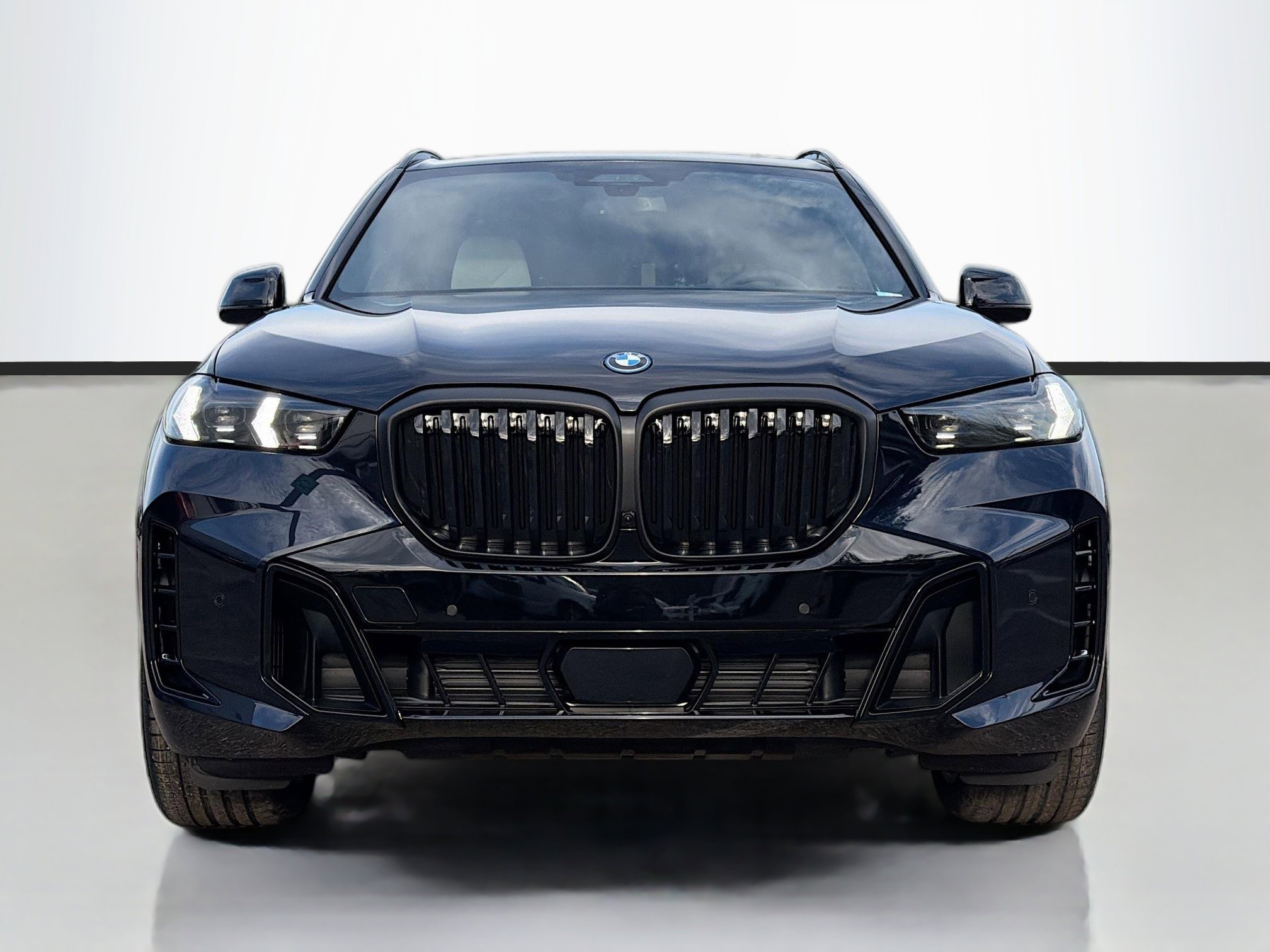 New 2026 BMW X5 xDrive50e w/ Executive Package image 8