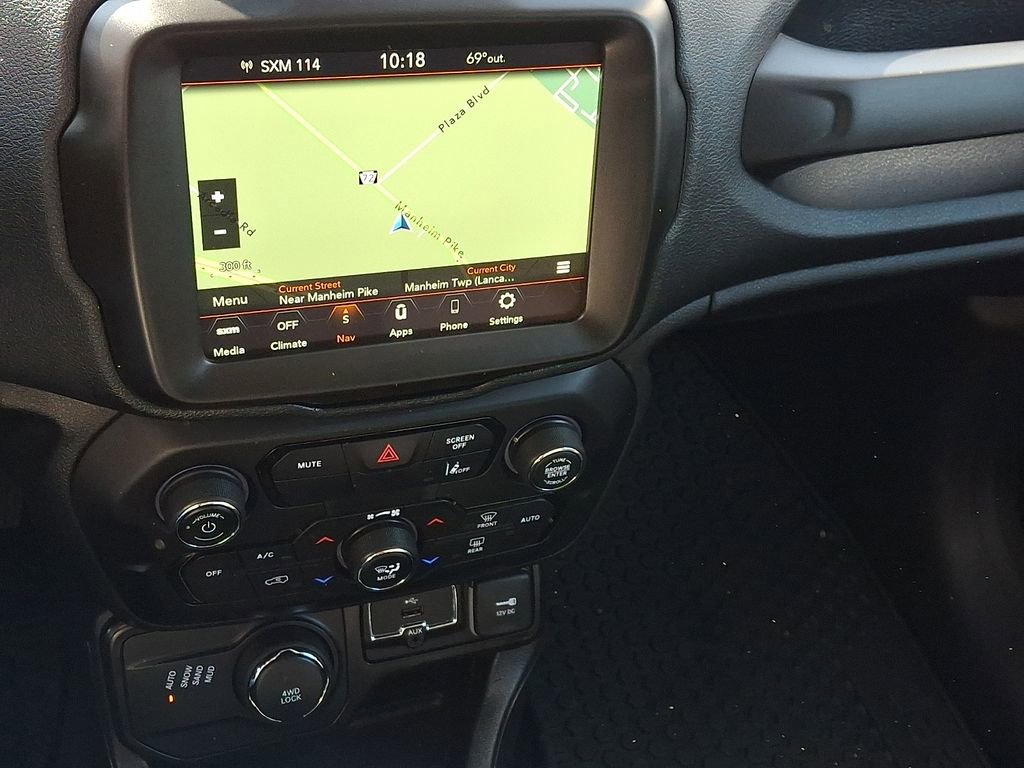 Used 2023 Jeep Renegade Latitude image 18