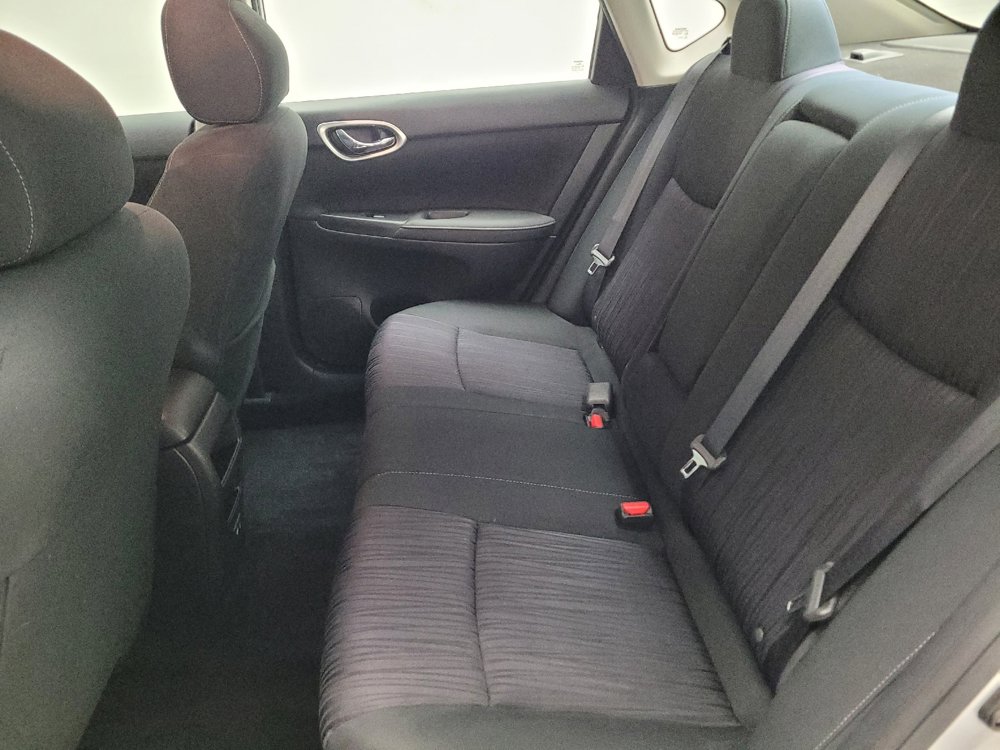 Used 2019 Nissan Sentra SV image 18