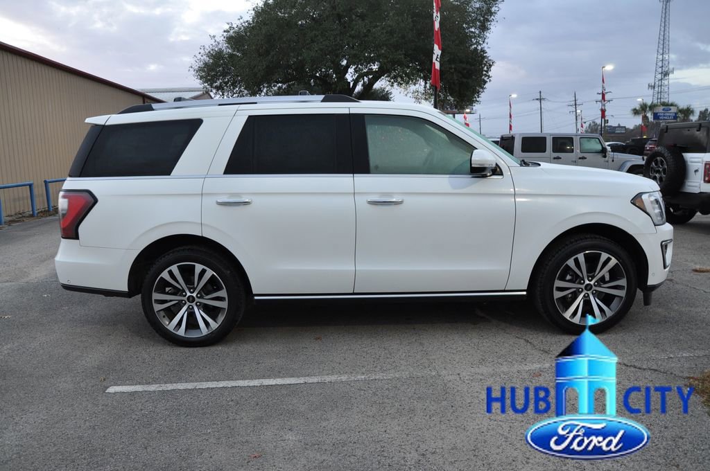 Used 2021 Ford Expedition Limited image 6