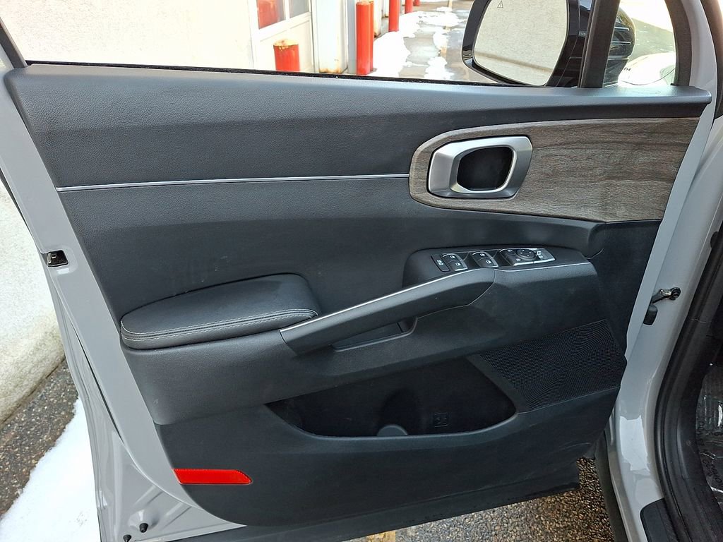 Used 2022 Kia Sorento X-Line EX image 14