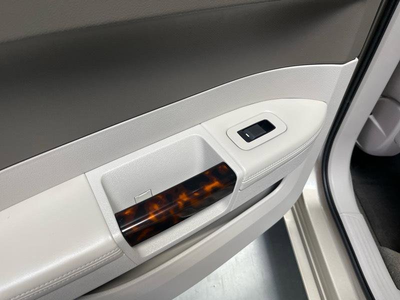 Used 2008 Chrysler 300 C w/ Sound Group II image 38