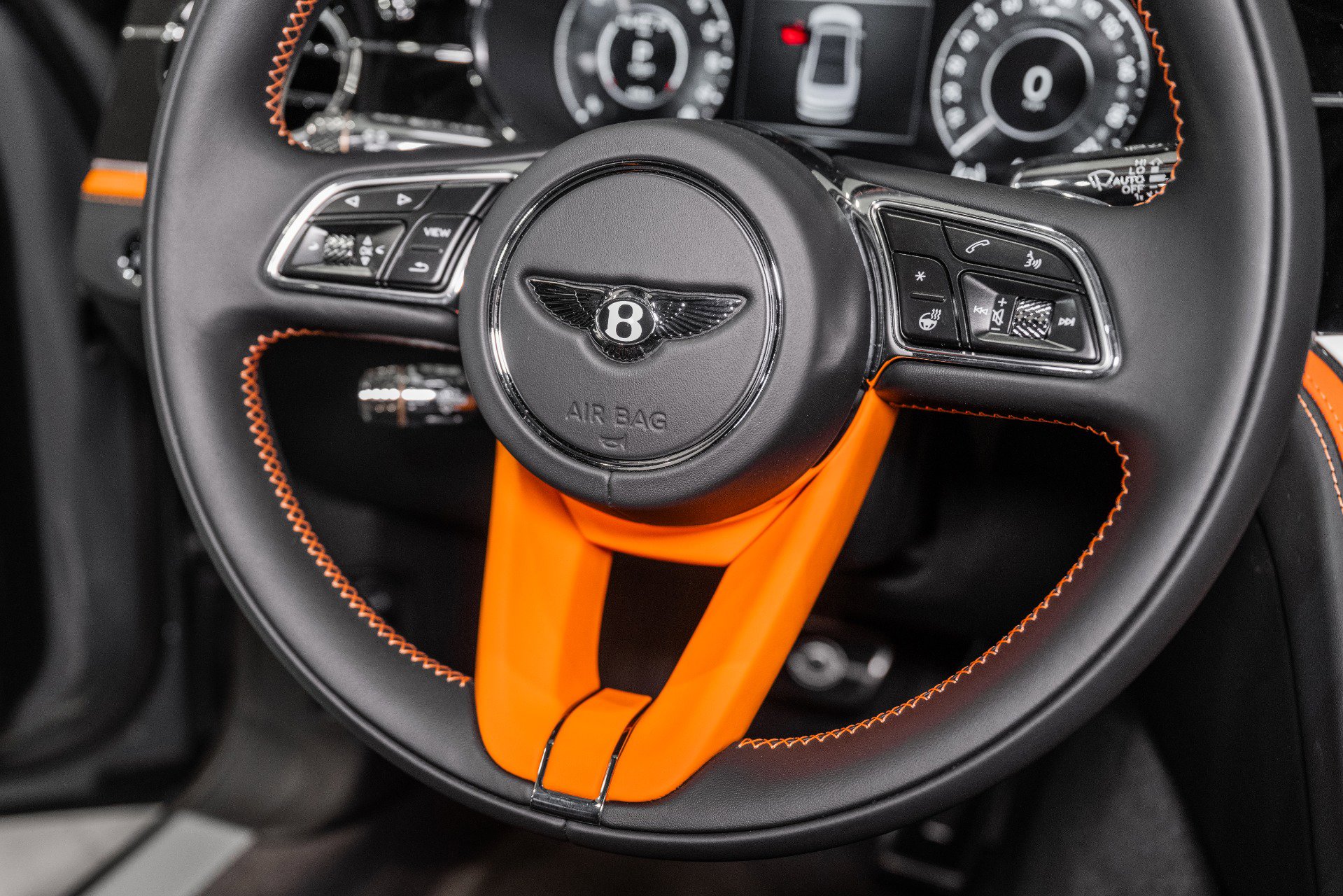 New 2026 Bentley Flying Spur Plug-In Hybrid image 48