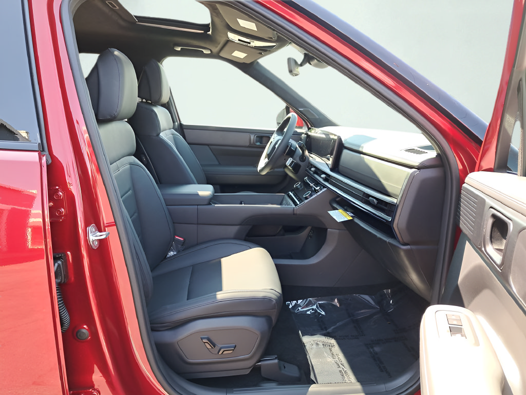 New 2025 Hyundai Santa Fe Calligraphy AWD/4WD image 17
