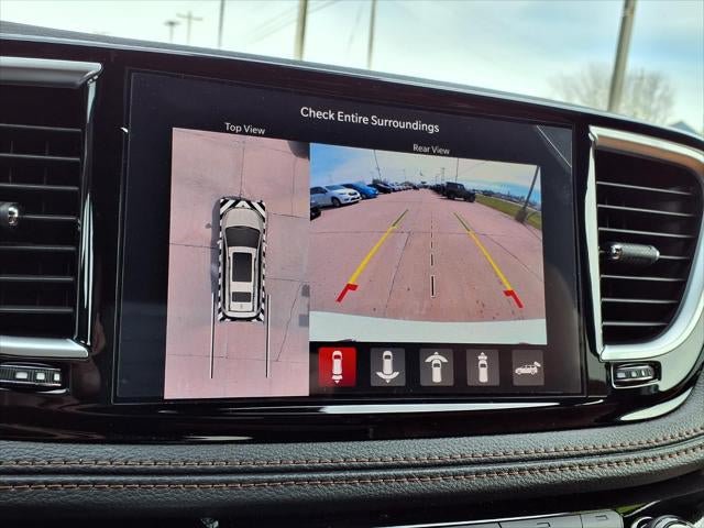 New 2026 Chrysler Pacifica Pinnacle FWD image 42