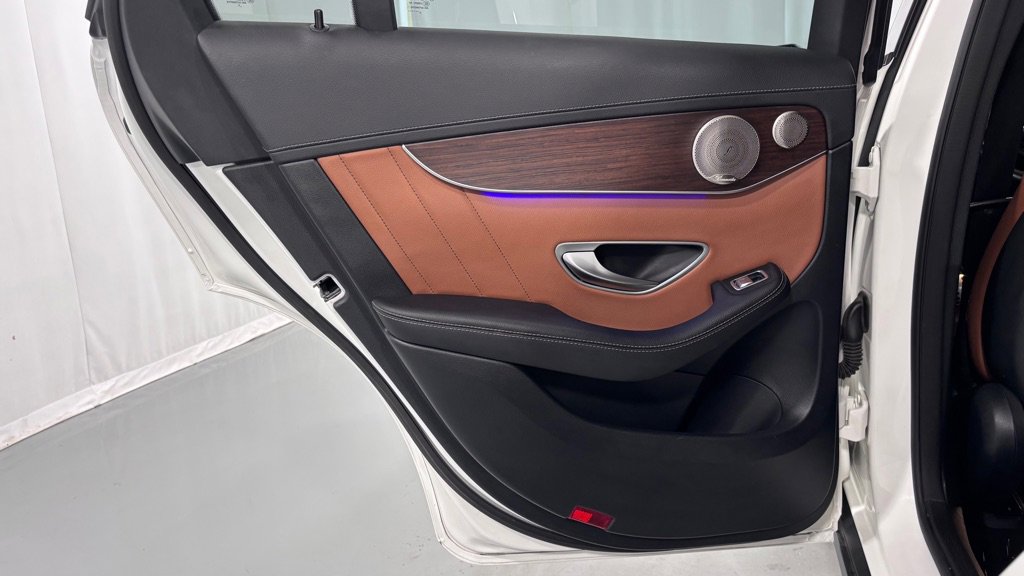 Used 2021 Mercedes-Benz GLC 43 AMG 4MATIC image 23