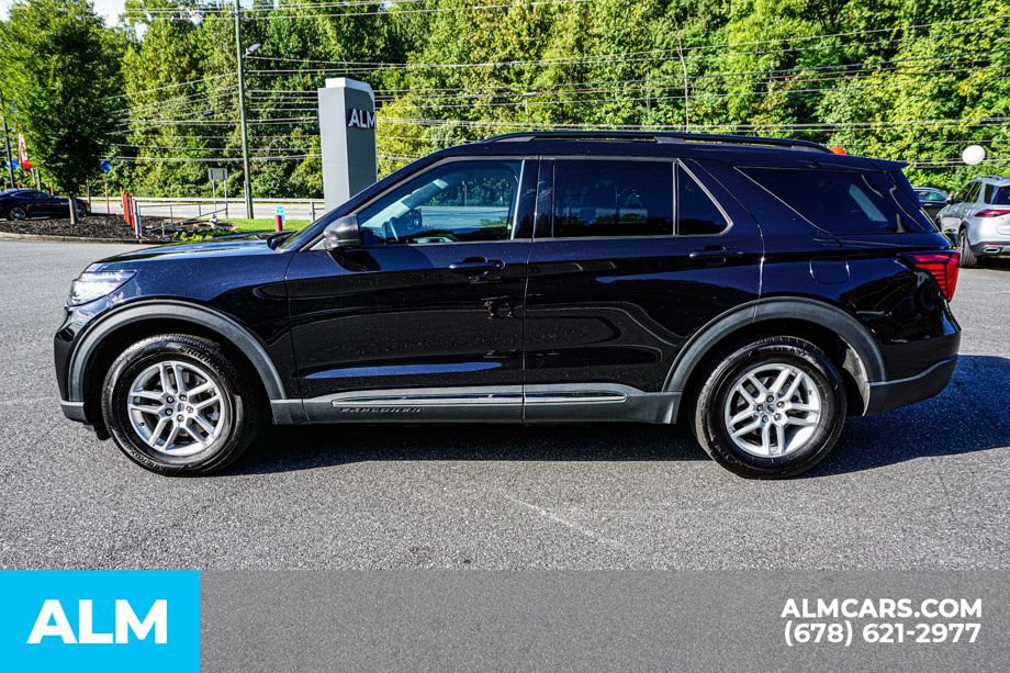 Used 2025 Ford Explorer Active RWD image 6