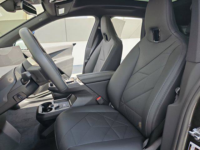 New 2026 BMW iX xDrive60 w/ Premium Package image 15