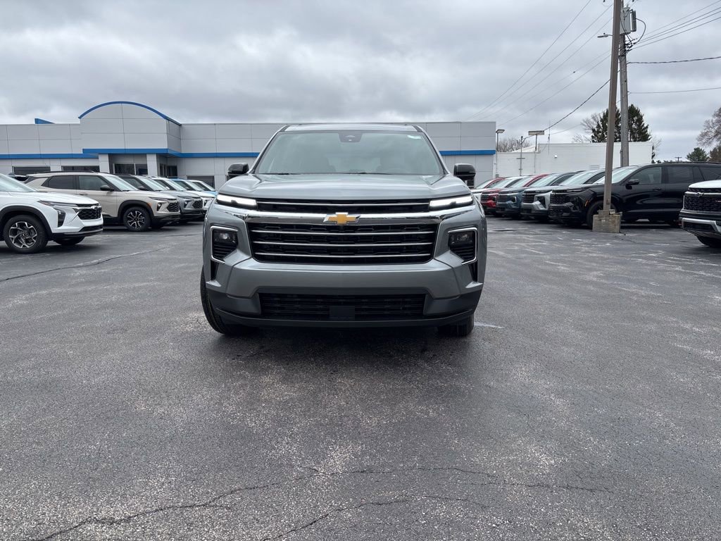 New 2026 Chevrolet Traverse LT image 2
