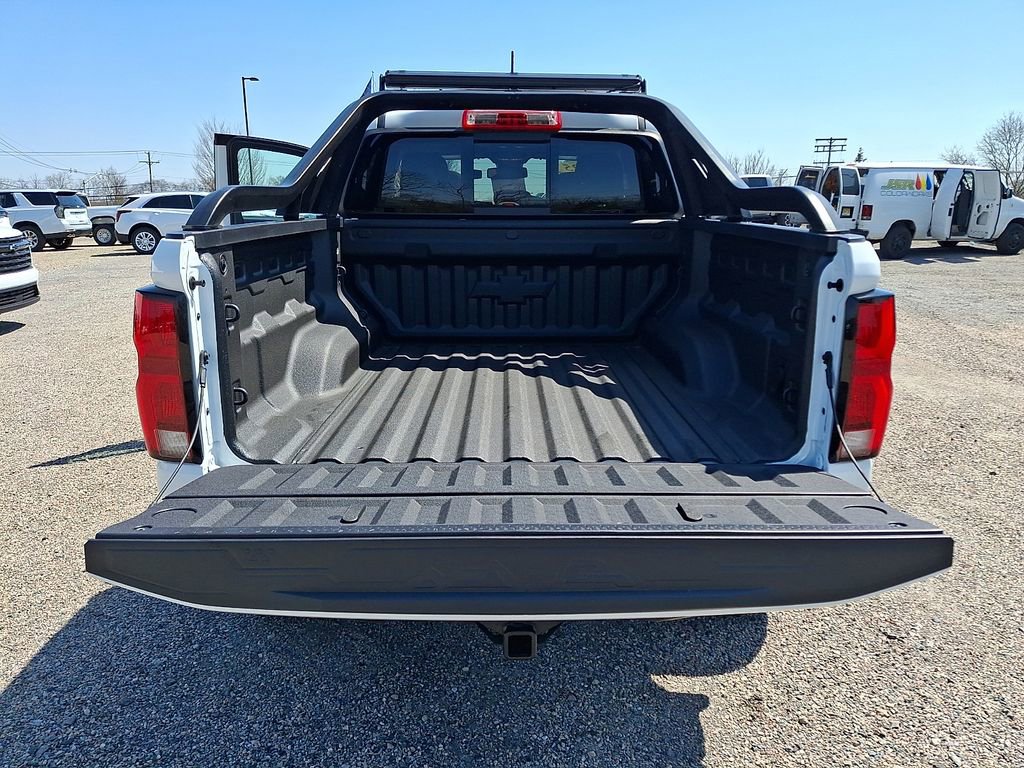 Used 2025 Chevrolet Colorado ZR2 w/ Midnight Edition image 30